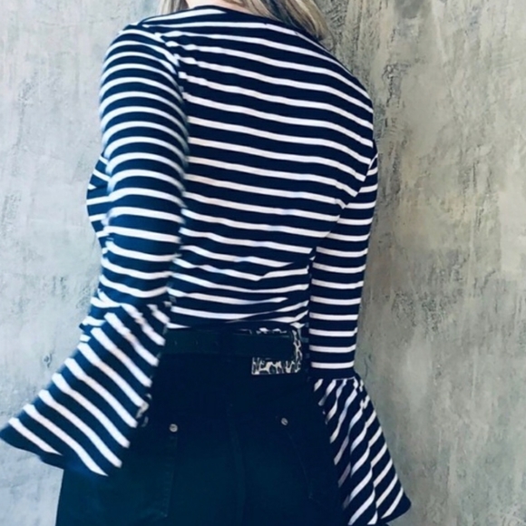 Boho Bell Sleeve Crew Neck Top - Picture 3 of 12